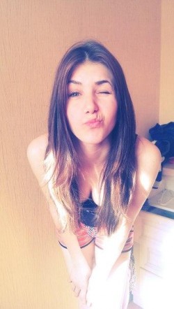 18yo teenage camgirl Sonya_libre @ MyFreeCams