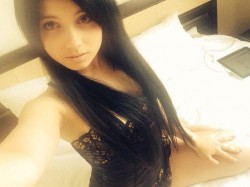 Viki_18 @ My Free Cams